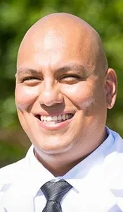 Dr. Gustavo Sida